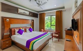 Treebo Palmyra Grand Suite Alleppey